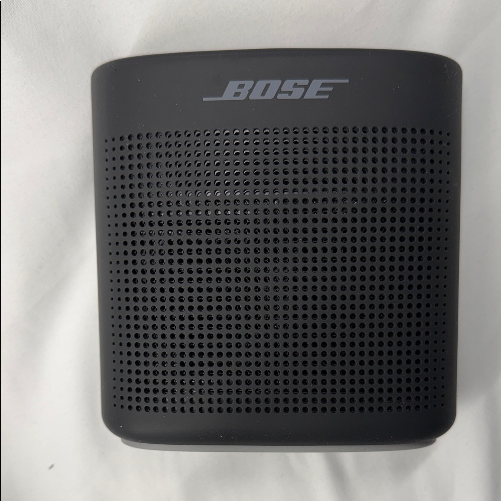 Bose Soundlink Color II - Charcoal Wireless Speaker - Like New